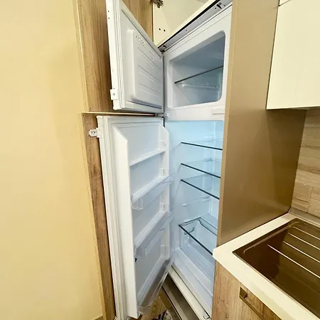 The Brilliant Sisters *