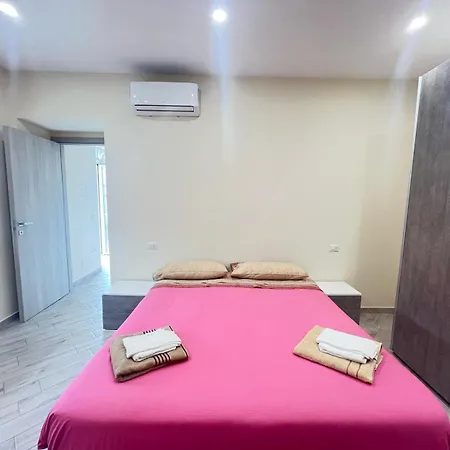 The Brilliant Sisters Apartment *